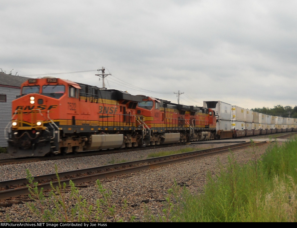 BNSF 7522 West